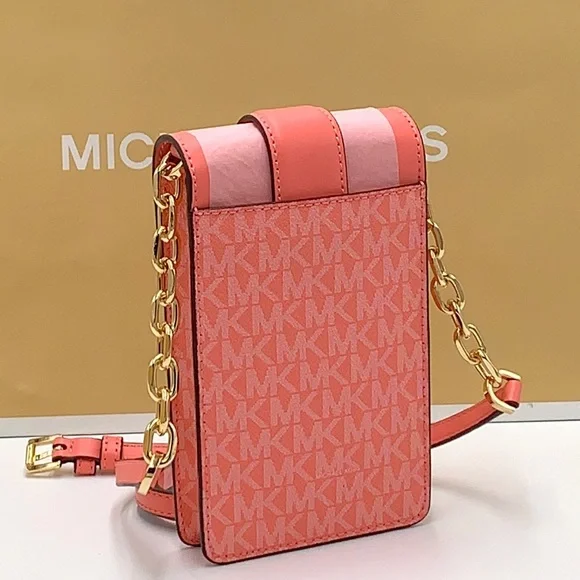 Michael Kors Carmen Small NS Logo
Smartphone Crossbody GRAPEFRUIT SIGNATURE - Picture 3 of 16